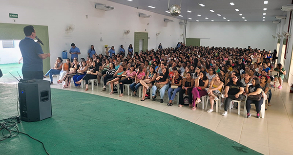 SETH participa de evento de integração com trabalhadores terceirizados das escolas municipais de Rio Preto